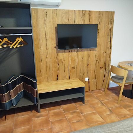 Sklep Vino Strycek Guest House Velke Bilovice Luaran gambar