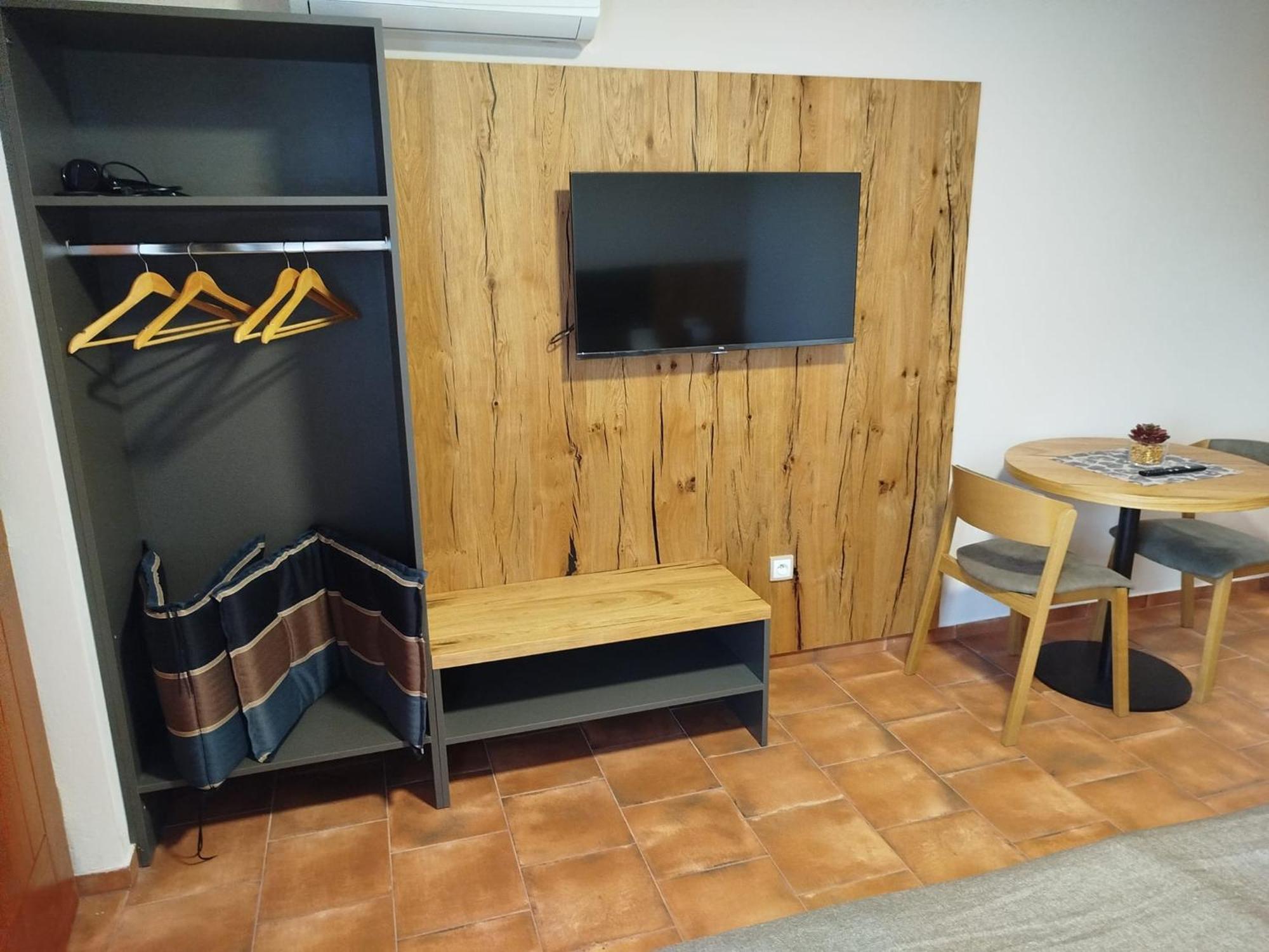 Sklep Vino Strycek Guest House Velke Bilovice Luaran gambar