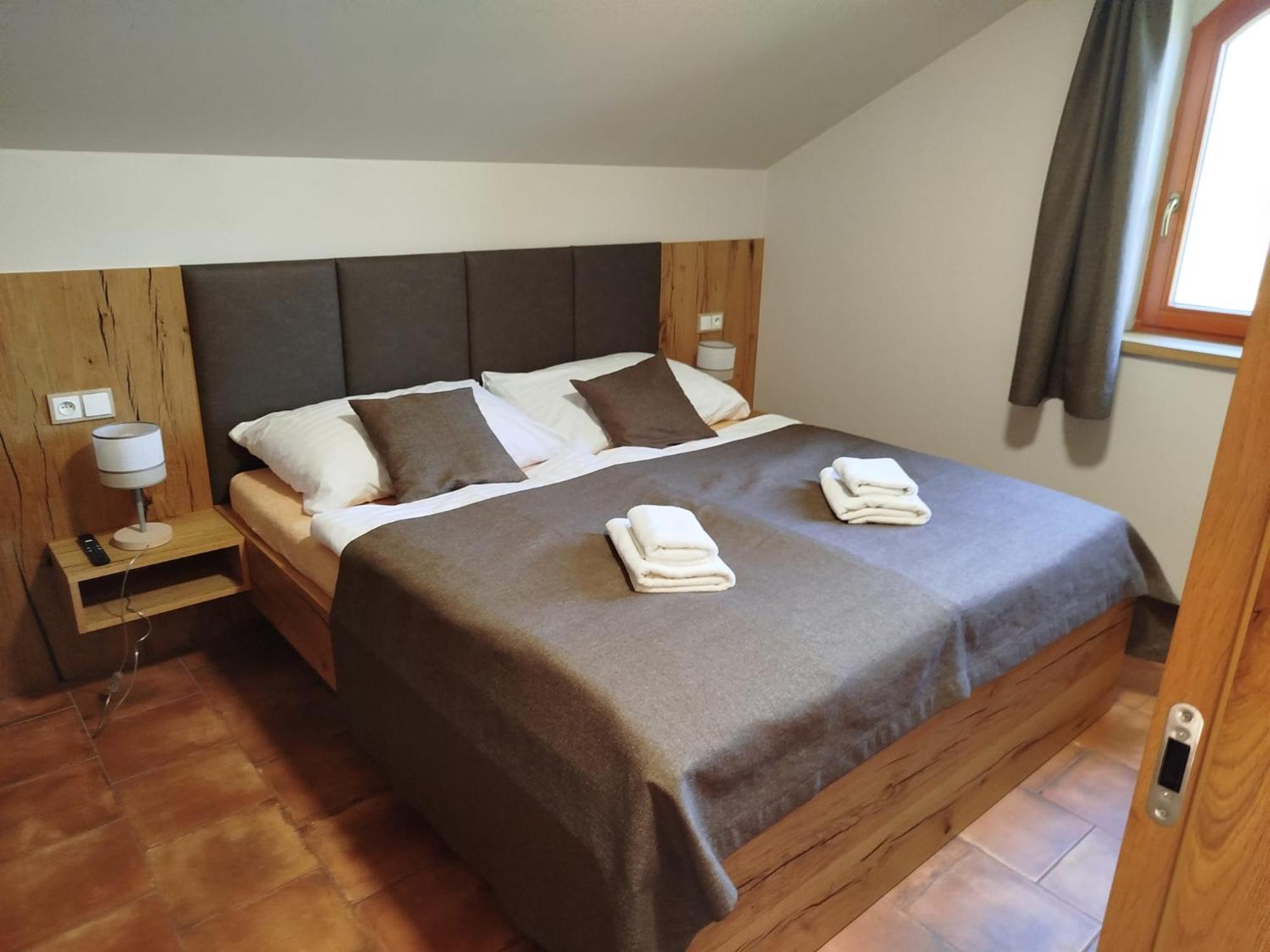 Sklep Vino Strycek Guest House Velke Bilovice Luaran gambar